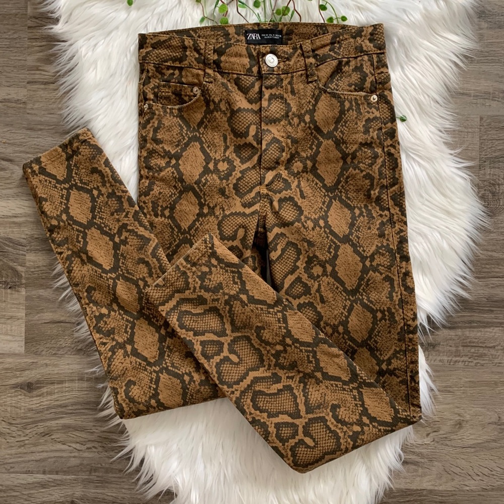 NEW Zara High Rise Snake Python Print Skinny Jeans